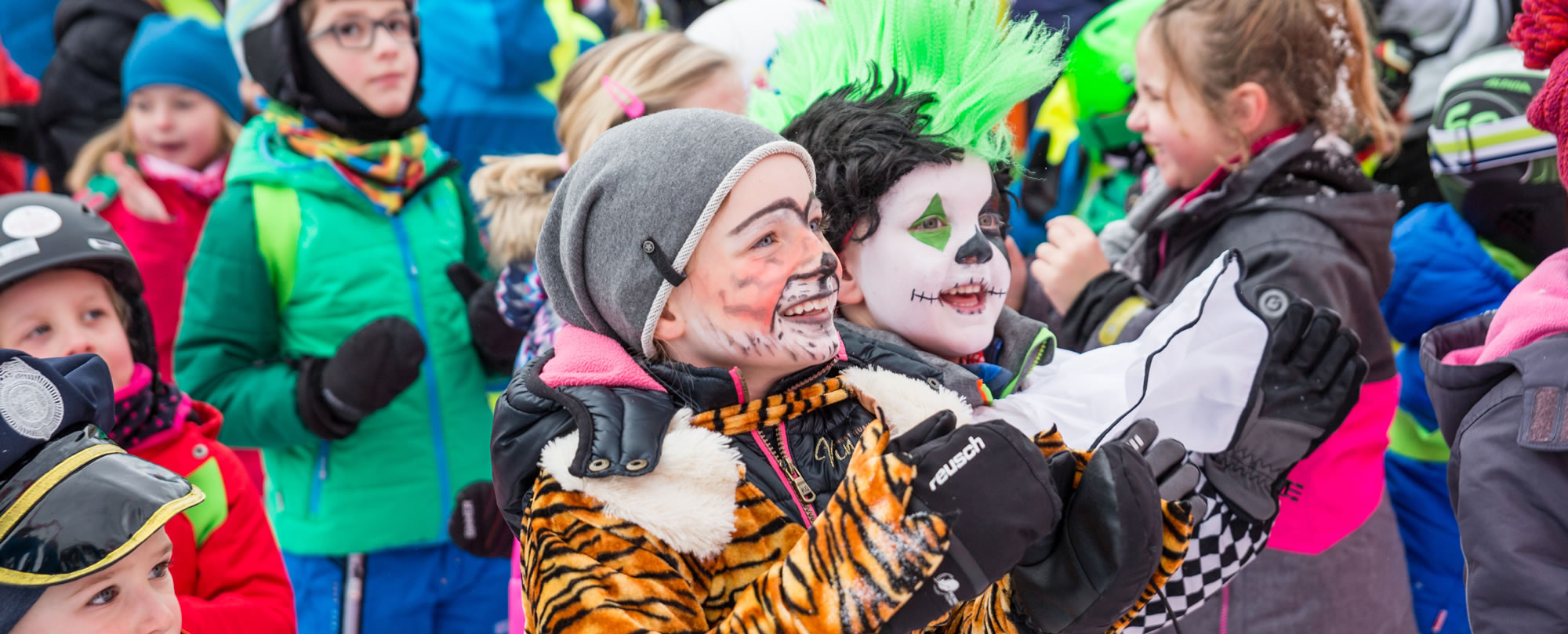 Kinderfest bei Pingo's Kinderskischule in Kleinarl, Österreich